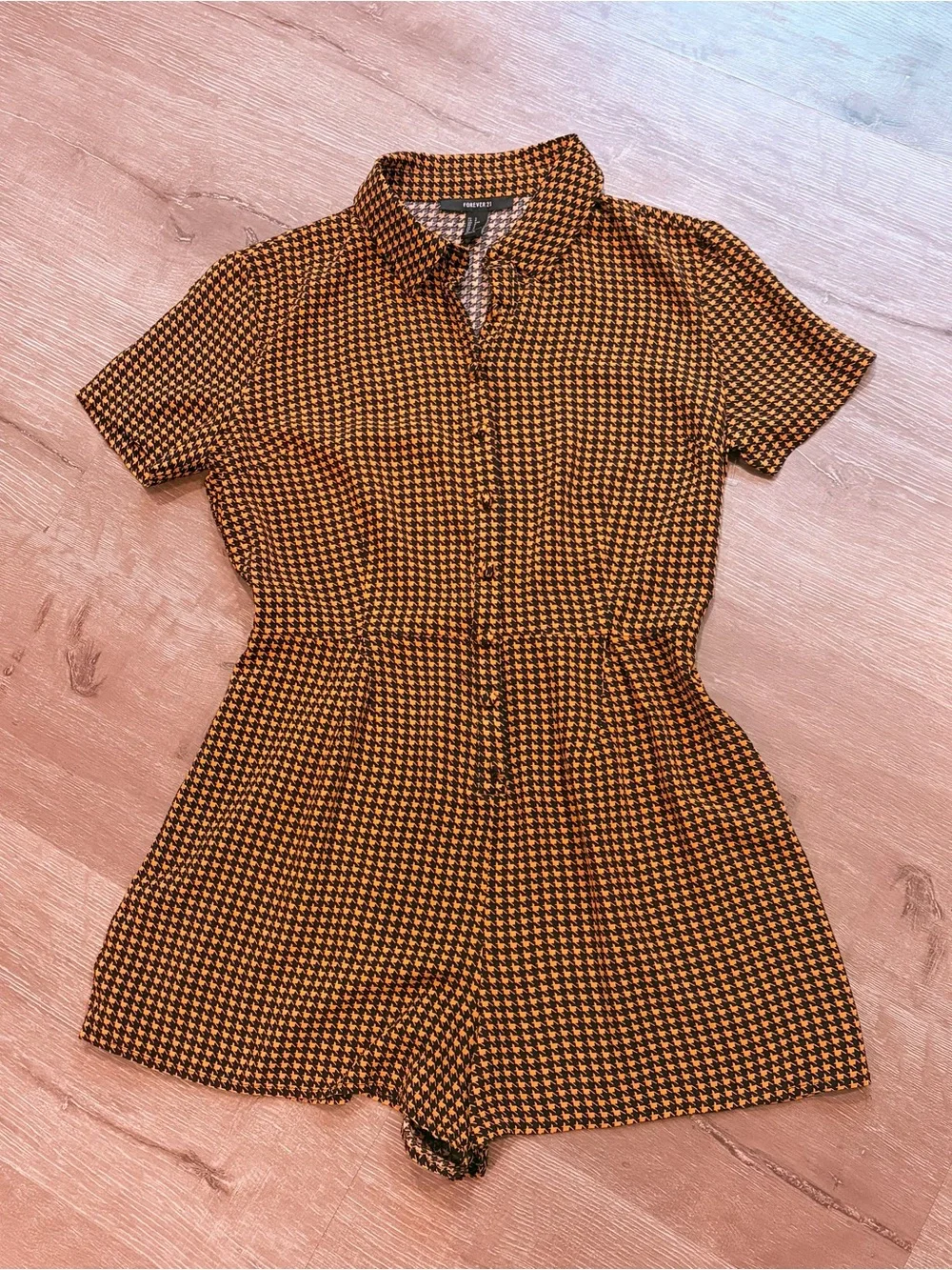 Forever 21 bold houndstooth